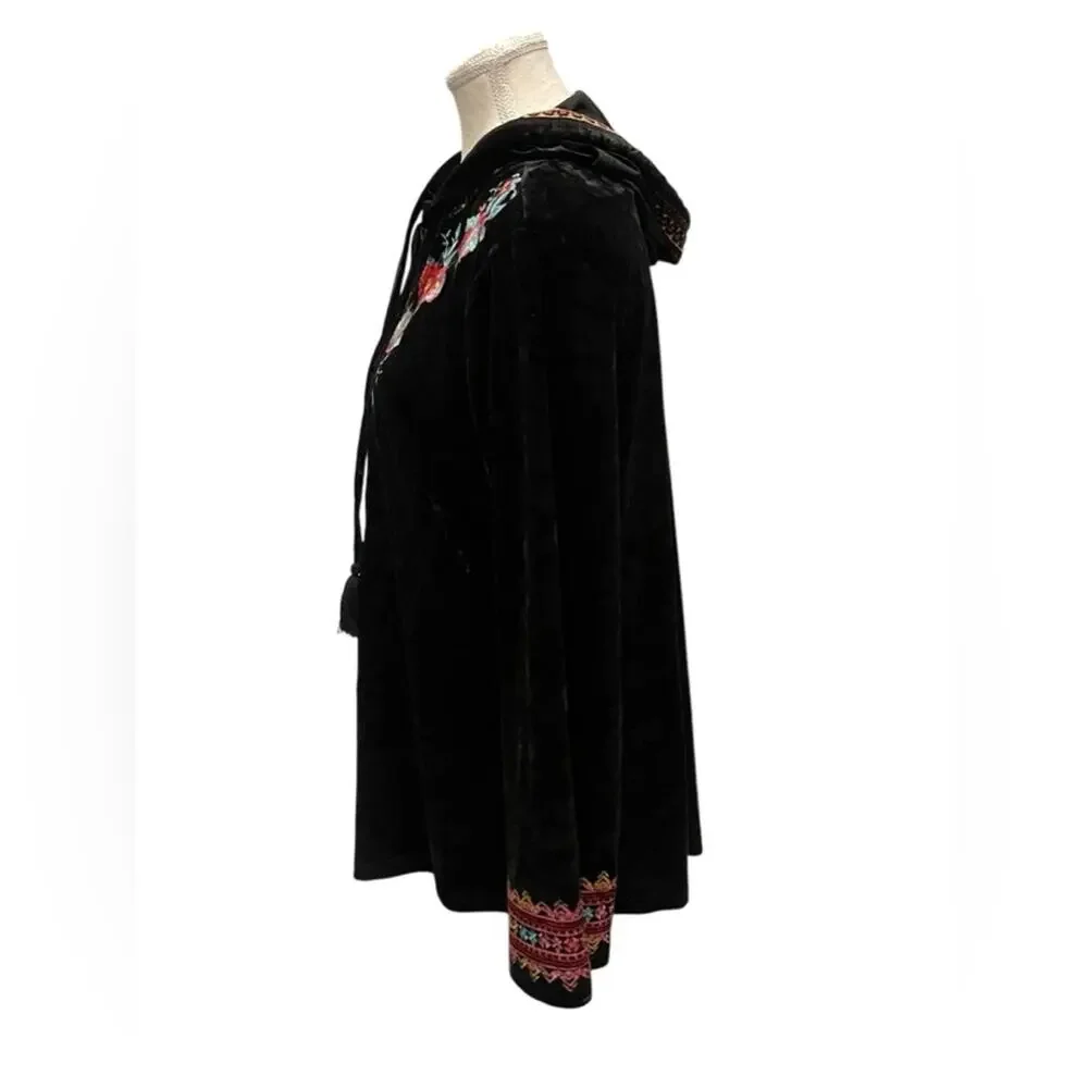 Andree by Unit Embroidered Velour Hoodie Sz Small NWT - Picture 4 of 10